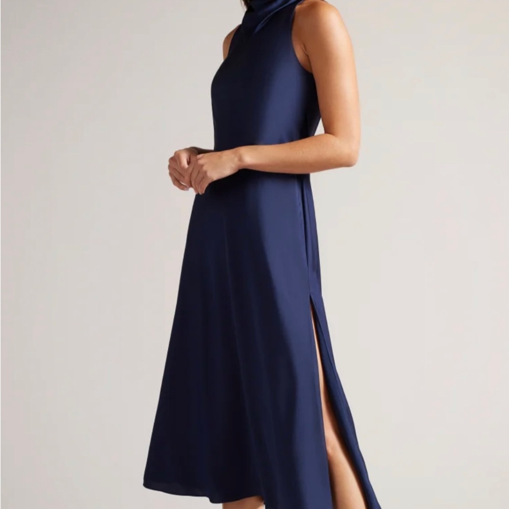 Ted Baker / London  navy Silk dress size 4 which equals 10/12.